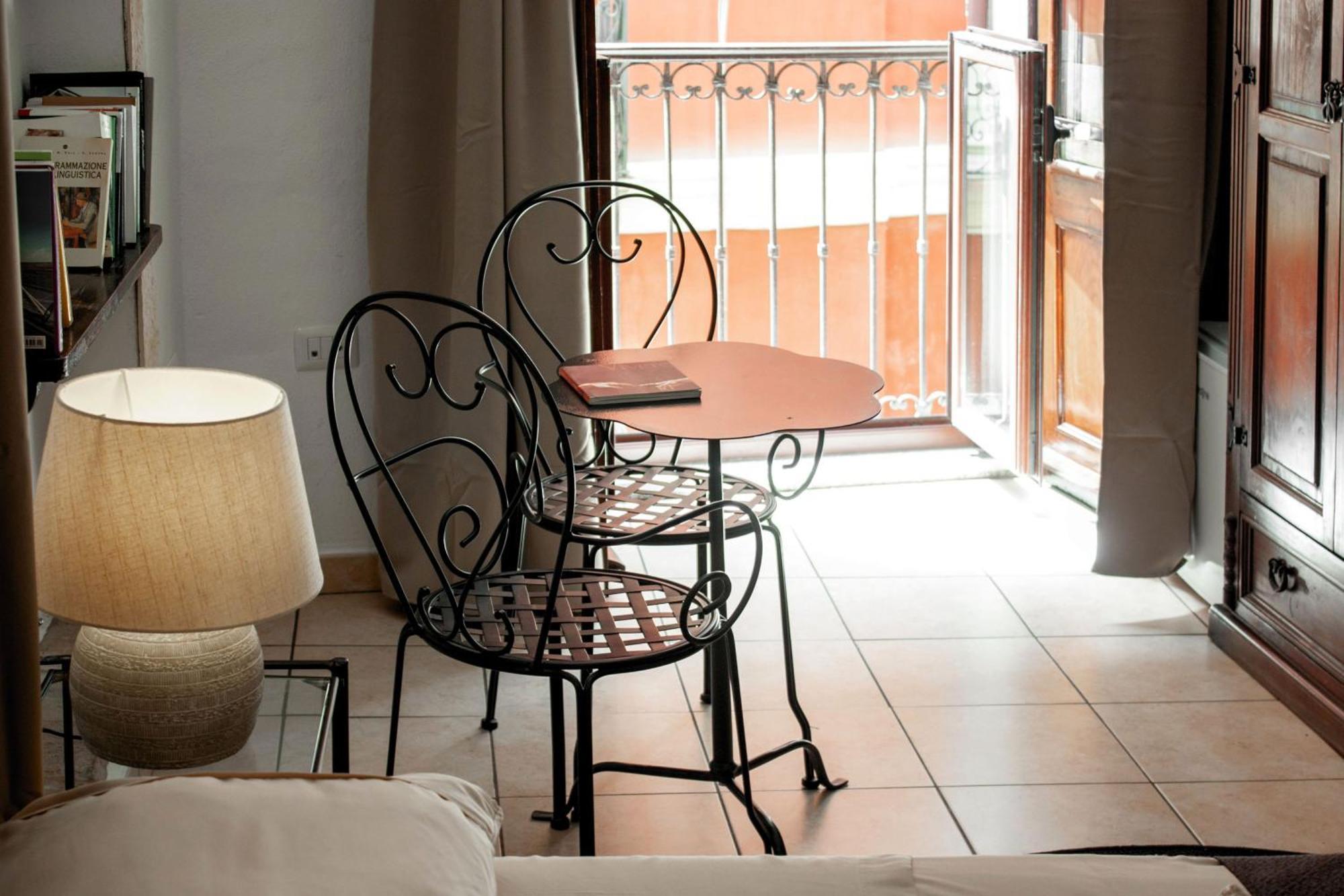 Castello'S Rooms Cagliari Exterior photo